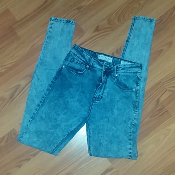 🎈 Bullhead Acid Washed Skinny Jean Jeggings # 107 - Picture 6 of 7
